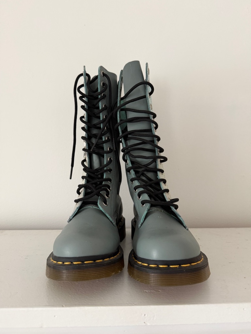 Dr. Martens ULTRA RARE Graphic Winter Scene Lace-Up Boots - Teal & White - Picture 5 of 12